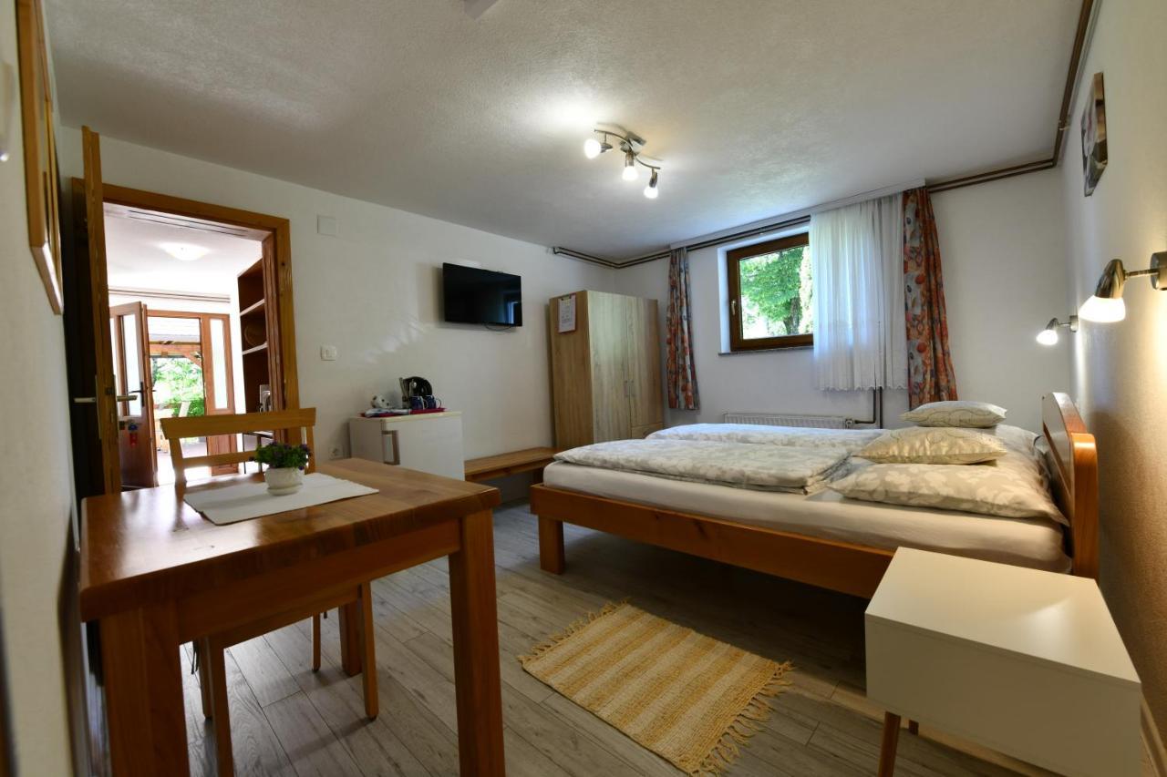 סליסטה דרזניקו Apartment And Rooms Ivancica מראה חיצוני תמונה